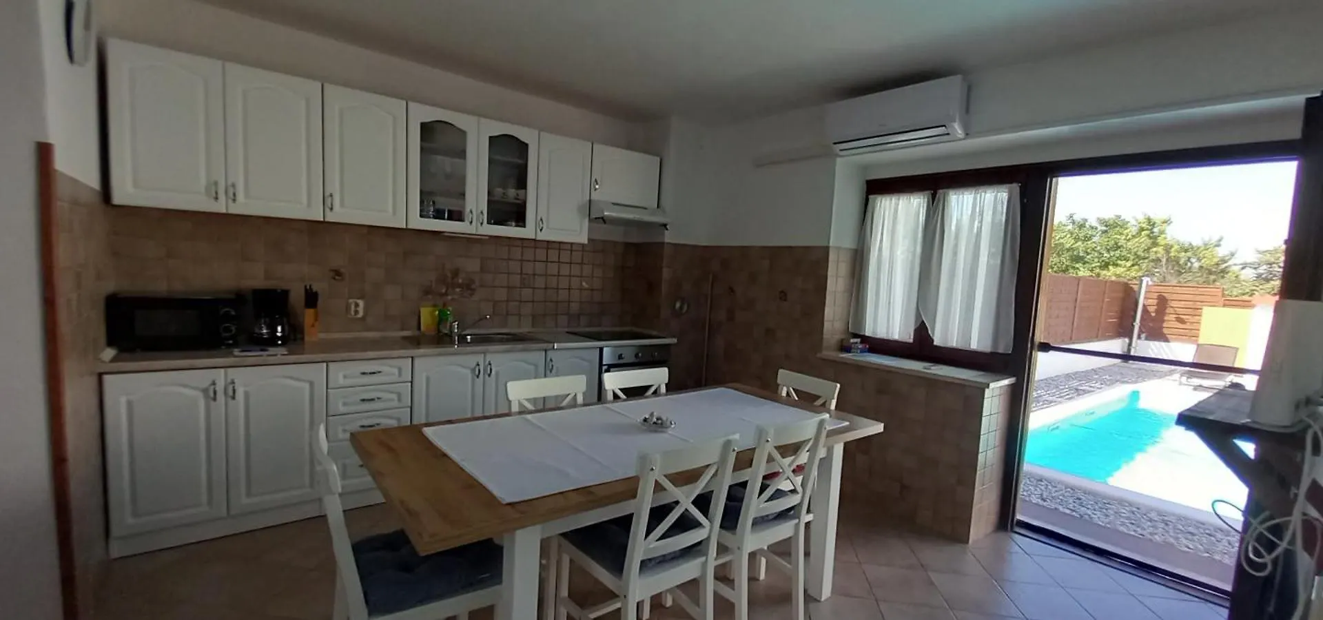Holiday Home Latin Peruški 크로아티아